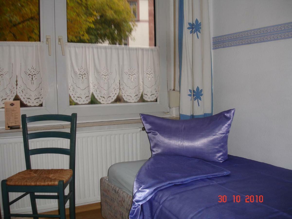 Acasa Bed & Breakfast Frankfurt am Main Exterior photo